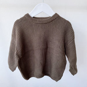 
            
                Load image into Gallery viewer, The Chunky Knit
            
        